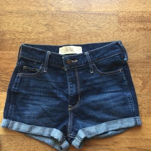 Hollister Short-Short